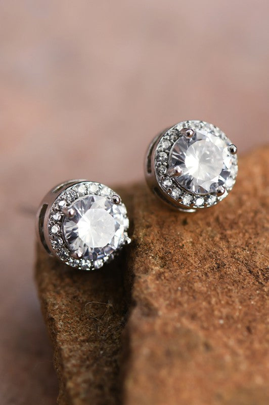 Dainty Round Stud Earring